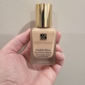 Estee Lauder Double Wear Foundation